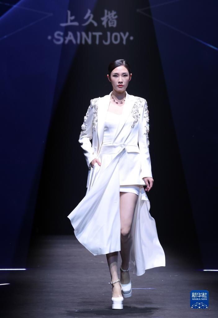 海洋娱乐发现海洋财富